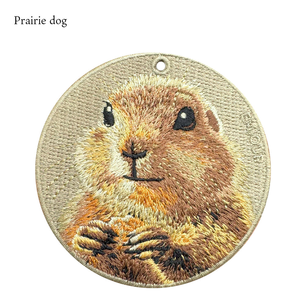 EMJOUR エンジュール 刺繍 キーホルダー チャーム 台湾 サル ワオキツネザル キツネザル プレーリードッグ チンチラネズミ リス プレゼント ギフト 贈り物 車 自転車 カギ 鍵 サファリ サバンナ 動物園 母の日