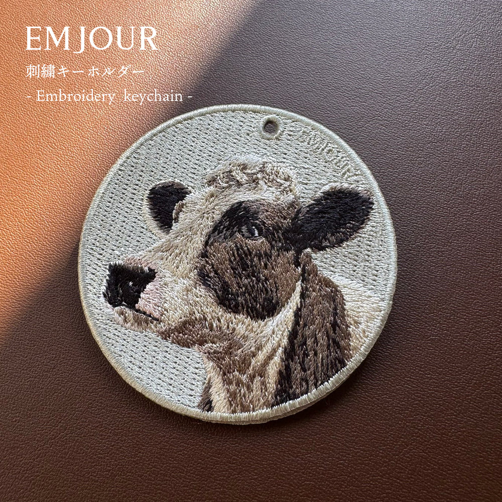 EMJOUR エンジュール 刺繍 キーホルダー チャーム 台湾 オランウータン ウシ 牛 ツキノワグマ クマ 熊 カバ プレゼント ギフト 贈り物 車 自転車 カギ 鍵 サファリ サバンナ 動物園 母の日