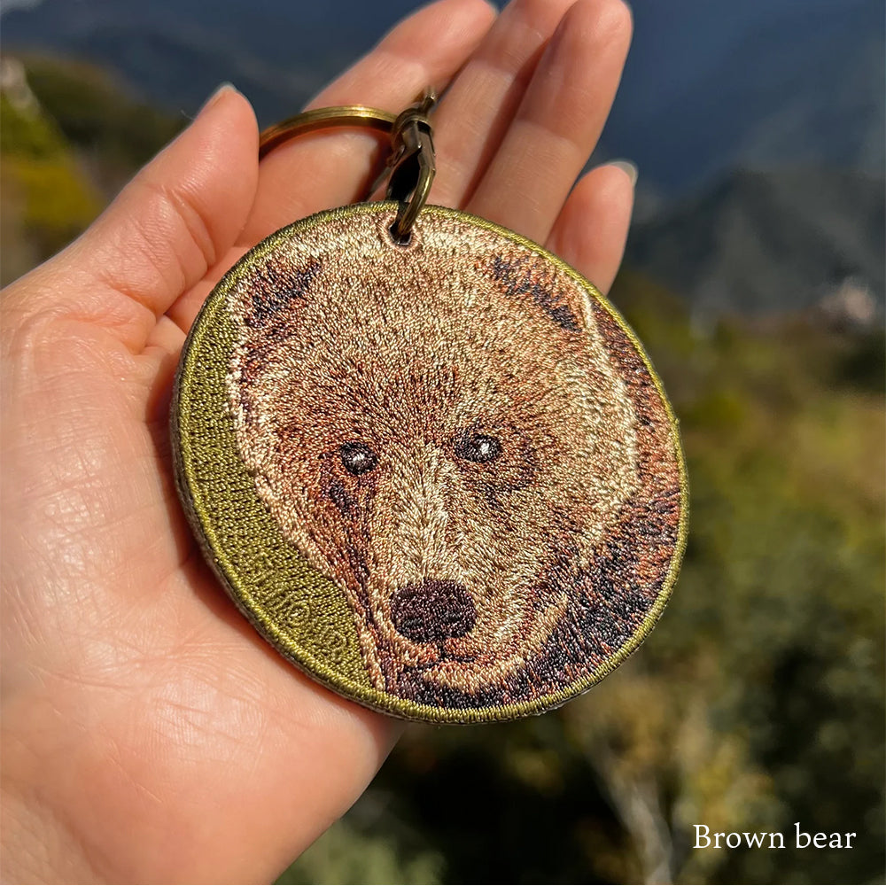 キーホルダー 動物 刺繍 ワッペン アニマル チャーム ゴリラ シマウマ パンダ クマ グッズ プレゼント ギフト 贈り物 新築祝い EMJOUR エンジュール 台湾 車 自転車 カギ 鍵 おしゃれ