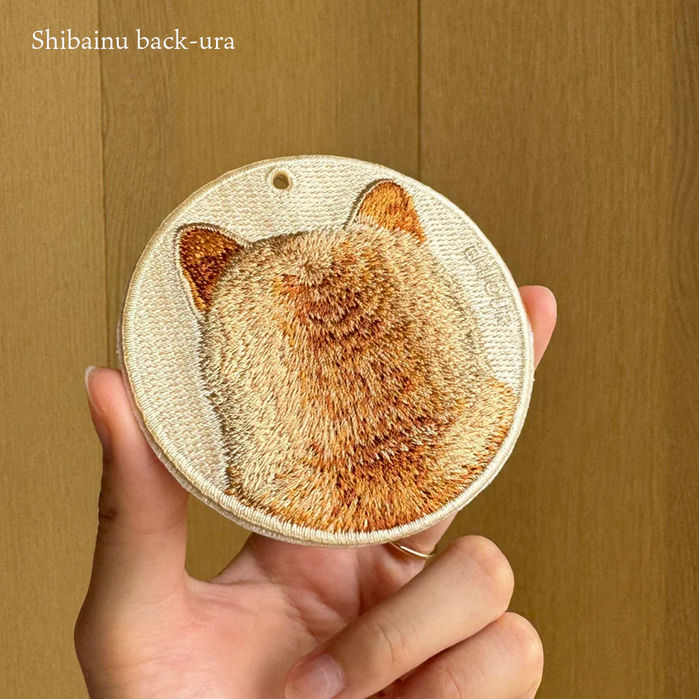 キーホルダー 刺繍 柴犬 コーギー おしり 後ろ 日本犬 刺繍キーホルダー キーチェーン 鍵 車 お祝い プチプレゼント プチギフト 入学祝い 卒業祝い 就職祝い ペット 誕生日プレゼント 母の日 ペットロス 人気 EMJOUR エンジュール 可愛い