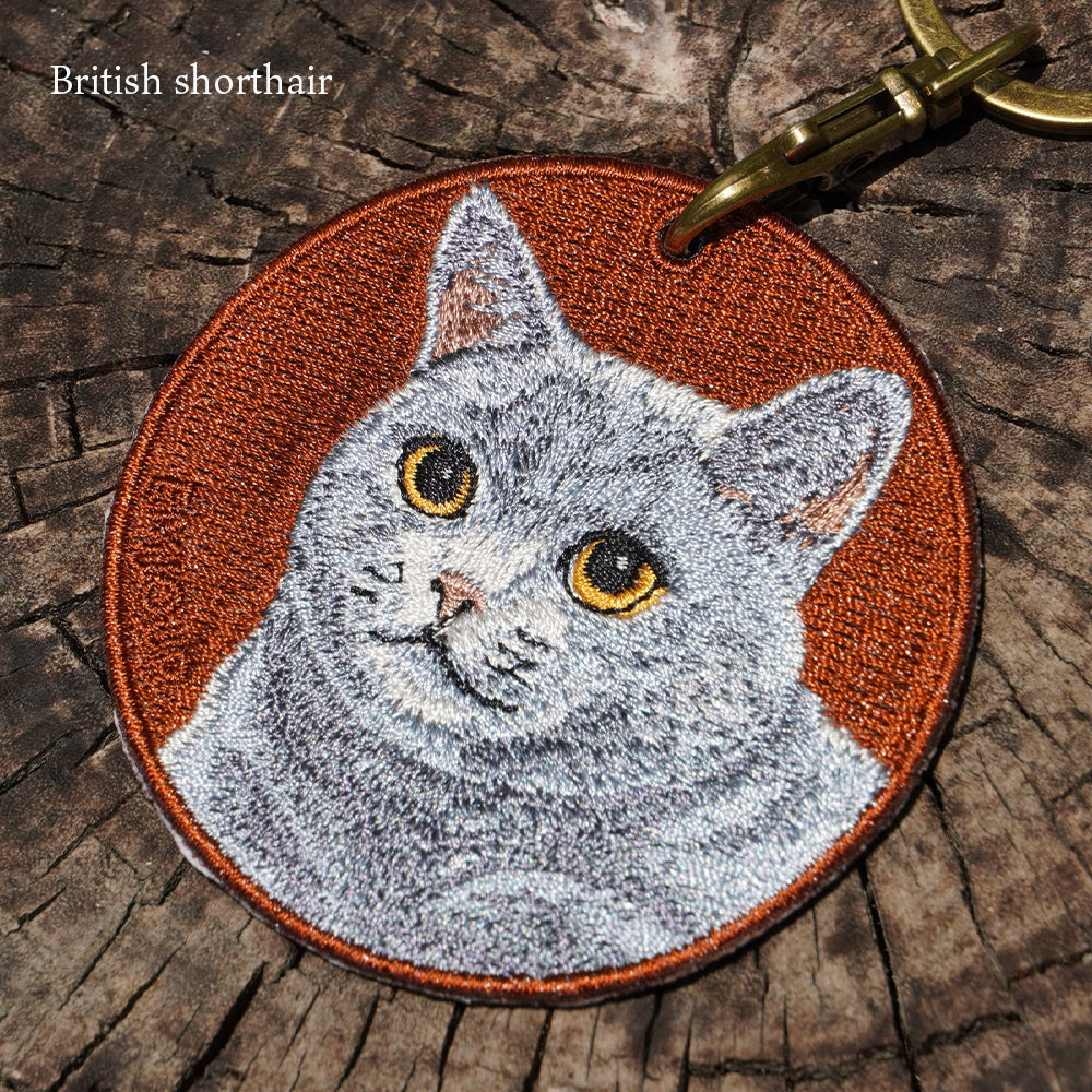 キーホルダー 猫 刺繍 ワッペン ネコ ネコ柄 アニマル チャーム ペット 動物 シャム アメリカンショートヘア ラグドール ブリティッシュショートヘア キャリコ ノルウェージャンフォレスト グッズ プレゼント ギフト EMJOUR エンジュール 台湾 車 自転車 カギ 鍵