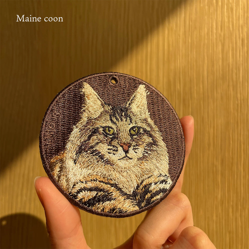 キーホルダー 猫 刺繍 ワッペン ネコ ネコ柄 アニマル チャーム ペット 動物 シャム アメリカンショートヘア ラグドール ブリティッシュショートヘア キャリコ ノルウェージャンフォレスト グッズ プレゼント ギフト EMJOUR エンジュール 台湾 車 自転車 カギ 鍵