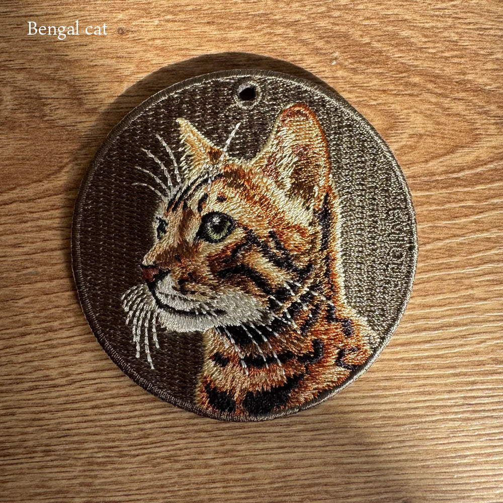 キーホルダー 猫 刺繍 ワッペン ネコ ネコ柄 アニマル チャーム ペット 動物  ベンガル アメリカンカール ペルシャ ロシアンブルー スフィンクス さくらネコ さくら猫 グッズ プレゼント ギフト 贈り物 新築祝い EMJOUR エンジュール 台湾 Taiwan cat neko 車 自転車 カギ 鍵 おしゃれ