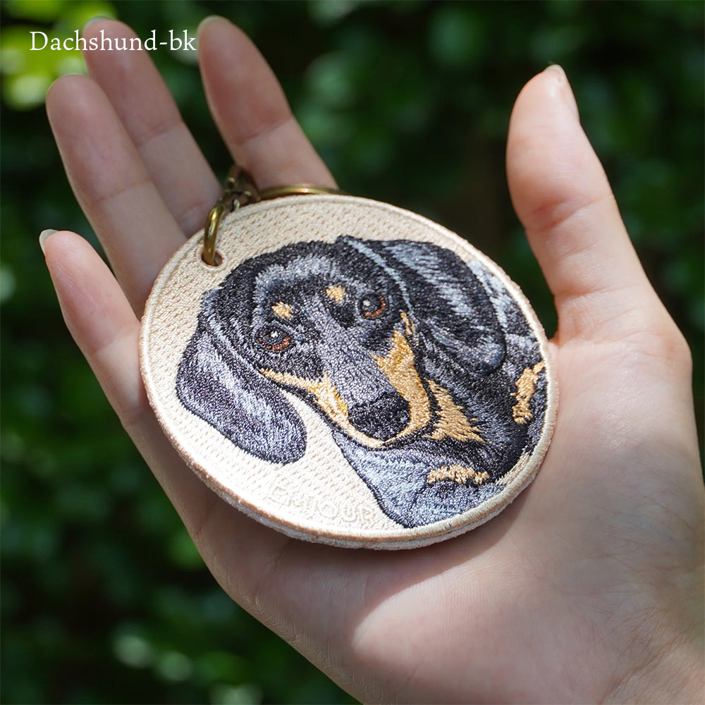 キーホルダー 犬 刺繍 ワッペン イヌ 犬柄 アニマル チャーム ダックスフンド ダックス キャバリア 動物 ペット グッズ プレゼント ギフト 贈り物 EMJOUR エンジュール 台湾 dog Taiwan 車 自転車 カギ 鍵 おしゃれ ペットロス