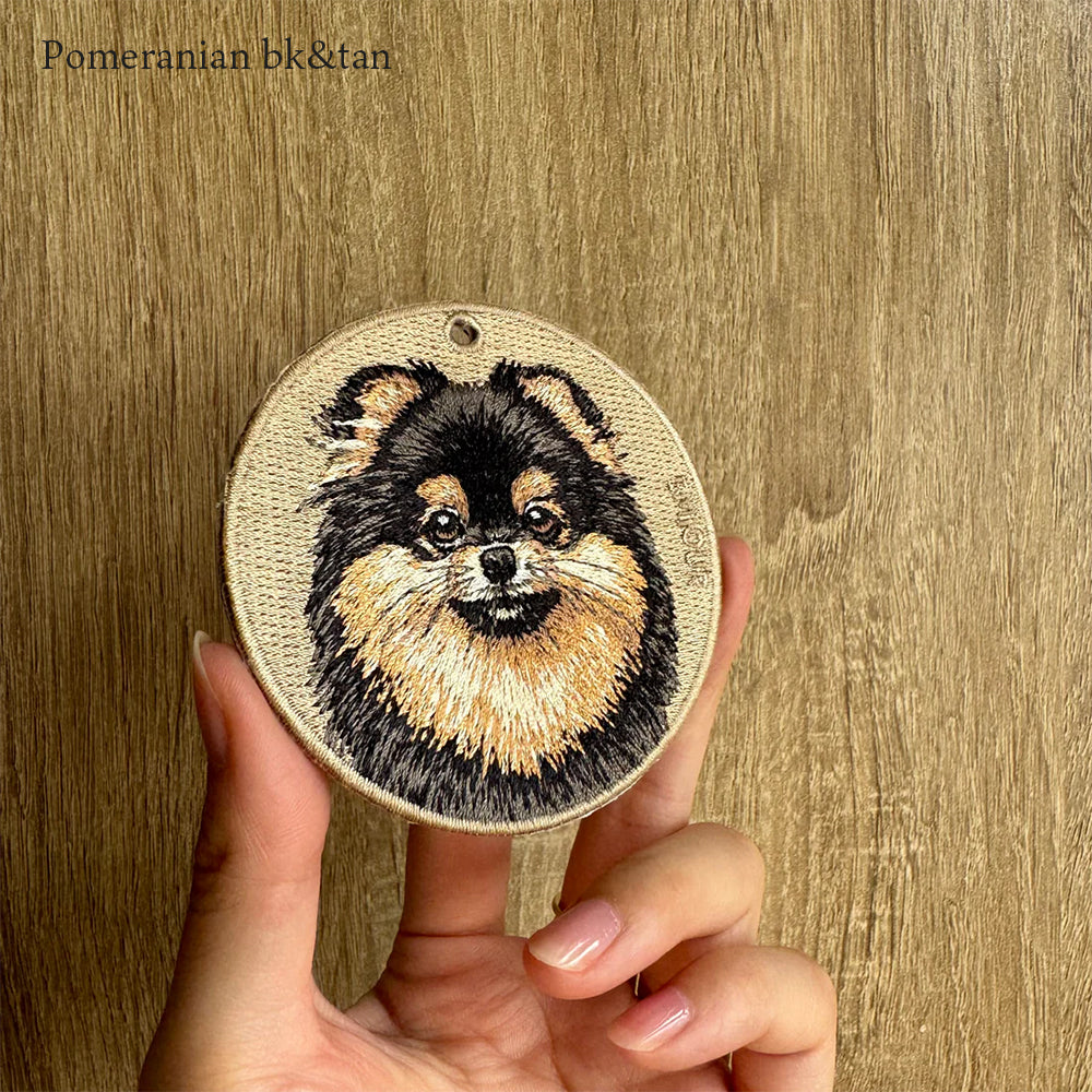 キーホルダー 犬 刺繍 ワッペン イヌ 犬 アニマル チャーム ポメラニアン ポメ ブラック&タン ロットワイラー セントバーナード パピヨン コーギー ペット グッズ プレゼント EMJOUR エンジュール ペットロス