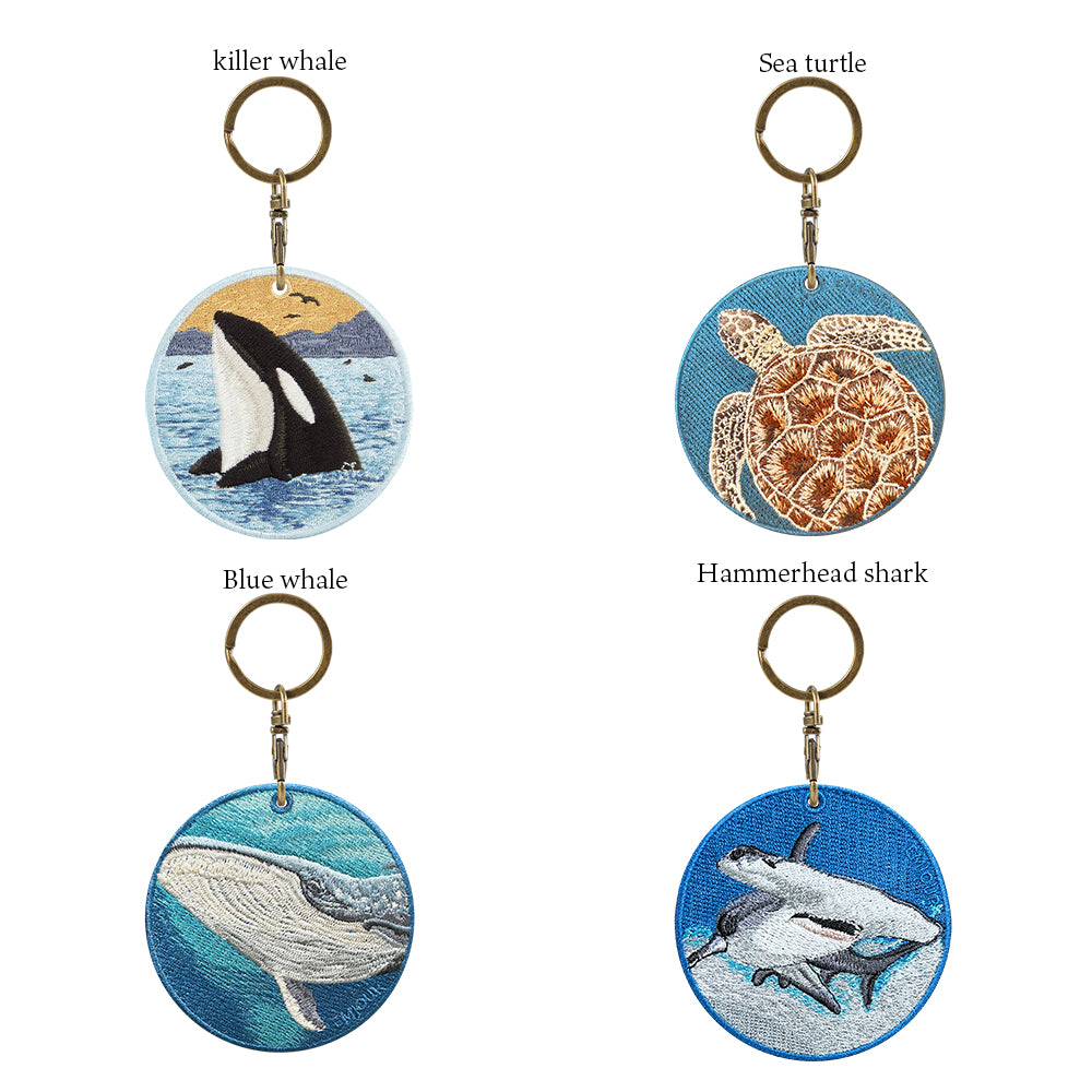 キーホルダー 刺繍 動物 アニマル チャーム 刺繍キーホルダー アカエイ シュモクザメ シャチ ウミガメ 亀 かめ シロナガスクジラ くじら 鯨 キーリング プレゼント 入学祝い 新築祝い かわいい ギフト 贈り物 EMJOUR エンジュール 台湾 車 自転車 カギ 鍵 ペット 海 魚 動物園 水族館