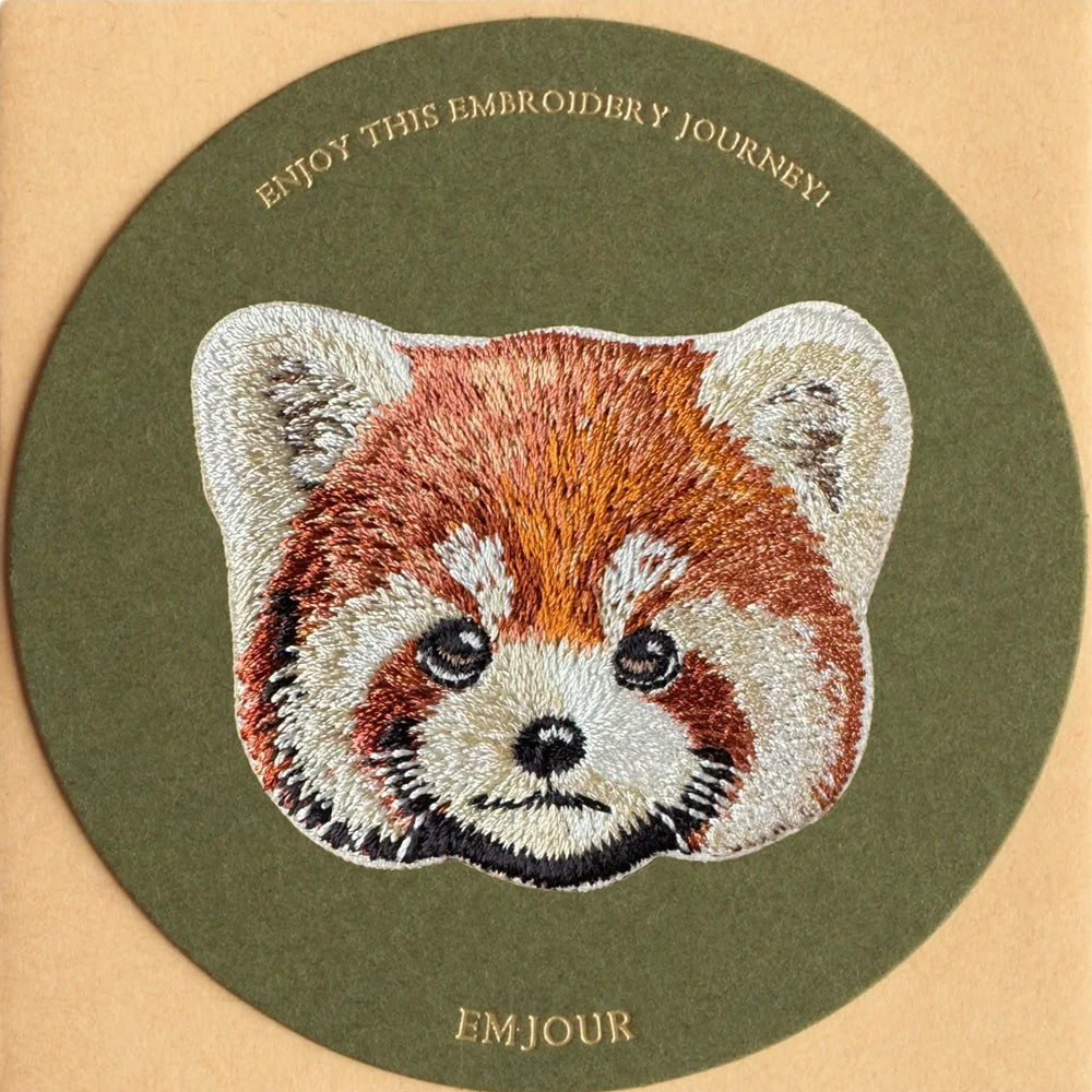 正規品 ワッペン 刺繍ワッペン アイロンワッペン ブタ 豚 子ブタ カピバラ レッサーパンダ うさぎ ホーランドロップ モルモット ゴールデンハムスター 刺繍 ペット グッズ EMJOUR エンジュール 台湾 ハンドメイド 手芸 アップリケ ステッカー 動物 動物園