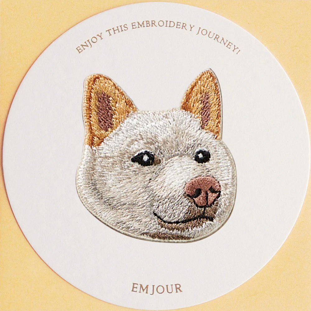 ワッペン 刺繍ワッペン アイロンワッペン 犬 刺繍 イヌ 柴犬 赤柴 白柴 秋田犬 子犬 動物 ペット グッズ プレゼント ギフト 贈り物 誕生日 EMJOUR エンジュール 母の日 台湾 ハンドメイド 手芸 アップリケ ステッカー