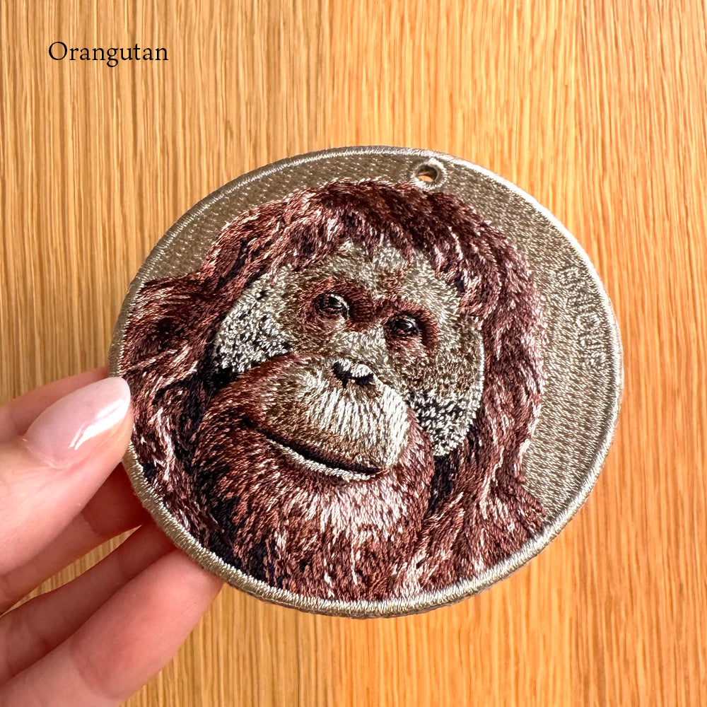 EMJOUR エンジュール 刺繍 キーホルダー チャーム 台湾 オランウータン ウシ 牛 ツキノワグマ クマ 熊 カバ プレゼント ギフト 贈り物 車 自転車 カギ 鍵 サファリ サバンナ 動物園 母の日