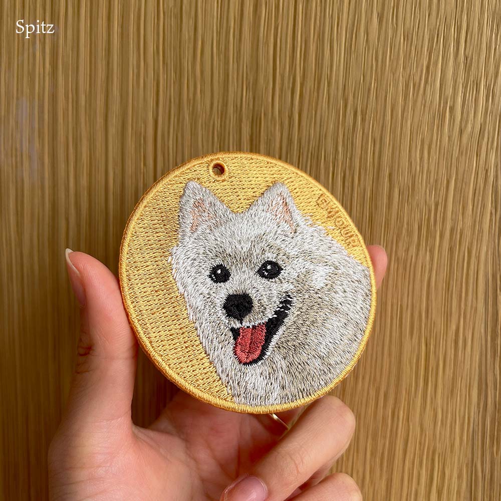 キーホルダー 犬 刺繍 ワッペン イヌ 犬柄 アニマル チャーム ホワイトドッグ ホワイトシェパード ドーベルマン キャバリア スピッツ 動物 ペット  グッズ プレゼント ギフト 贈り物 EMJOUR エンジュール 台湾 dog Taiwan 車 自転車 カギ 鍵 おしゃれ ペットロス