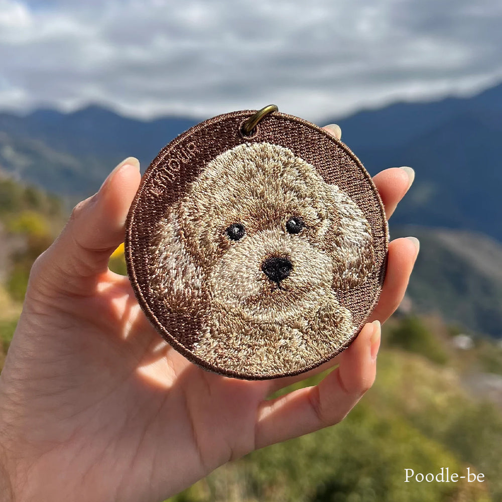 キーホルダー 犬 刺繍 ワッペン イヌ 犬柄 アニマル チャーム トイプードル トイプ スピッツ ペット グッズ プレゼント ギフト 贈り物 新築祝い  EMJOUR エンジュール 台湾 dog Taiwan 車 自転車 カギ 鍵 おしゃれ