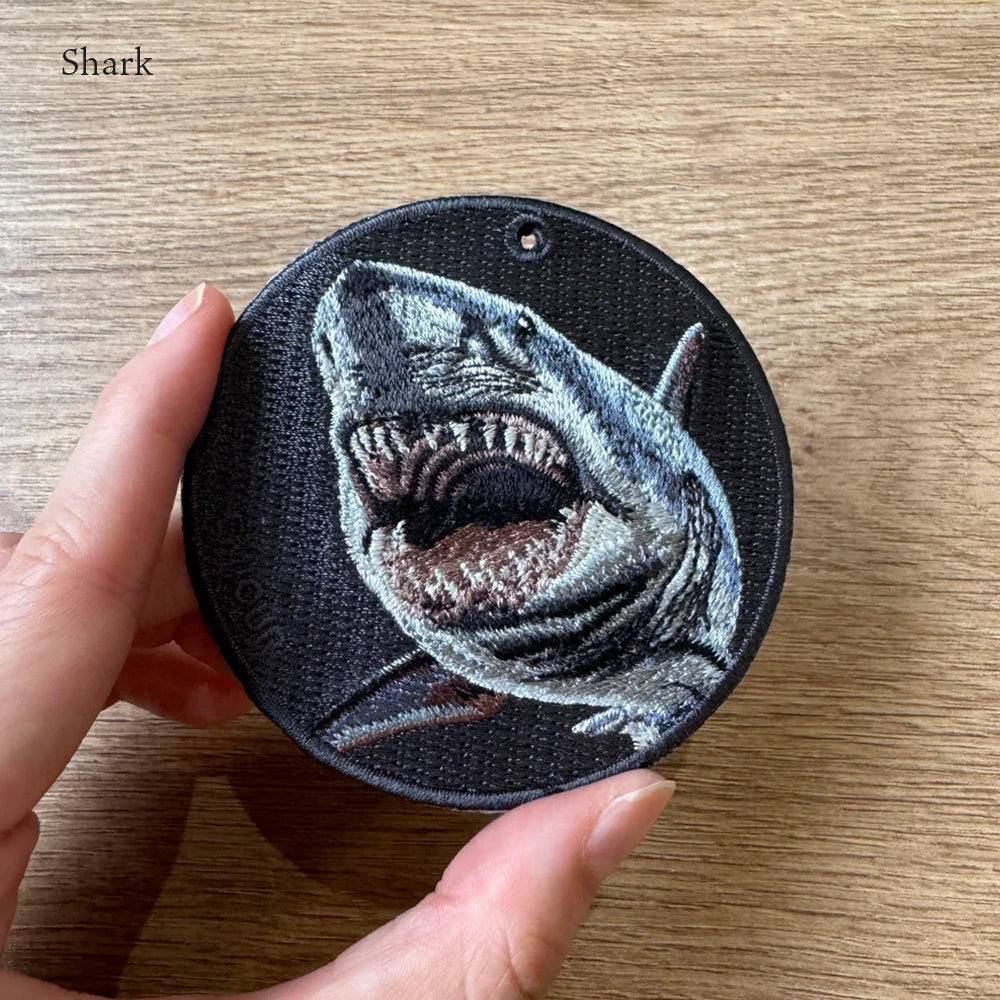 キーホルダー 刺繍 動物 アニマル チャーム 刺繍キーホルダー アシカ サメ ジンベイザメ アザラシ 水族館 キーリング プレゼント 入学祝い かわいい ギフト 贈り物 EMJOUR エンジュール 台湾 車 自転車 カギ 鍵 ペット 海 魚 母の日 クリスマス