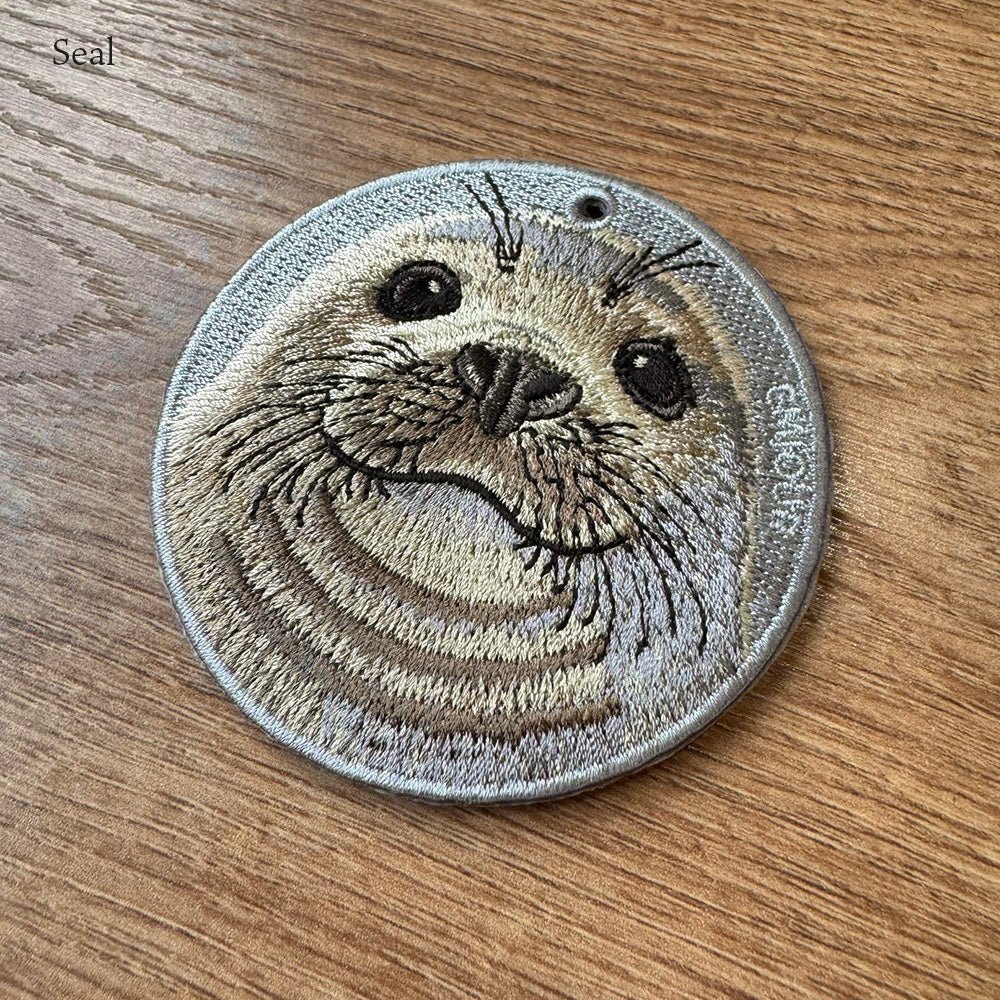 キーホルダー 刺繍 動物 アニマル チャーム 刺繍キーホルダー アシカ サメ ジンベイザメ アザラシ 水族館 キーリング プレゼント 入学祝い かわいい ギフト 贈り物 EMJOUR エンジュール 台湾 車 自転車 カギ 鍵 ペット 海 魚 母の日 クリスマス