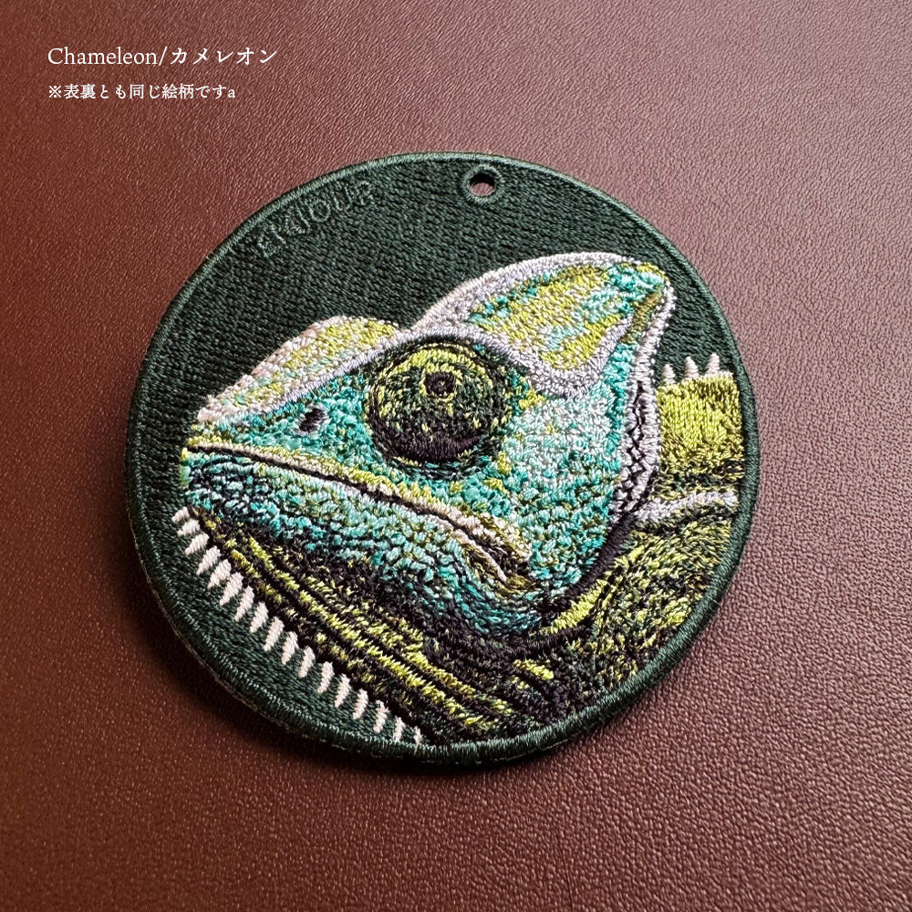 キーホルダー 刺繍 EMJOUR 恐竜 ヤモリ センザンコウ リクガメ 陸亀 ティラノサウルス トリケラトプス アニマル 爬虫類 キーチェーン プレゼント ギフト (animal-10)